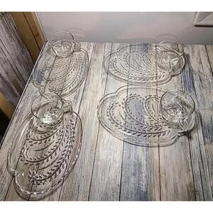 HOMESTEAD SNACK SET Federal Glass 4 Plates & 4 Cups